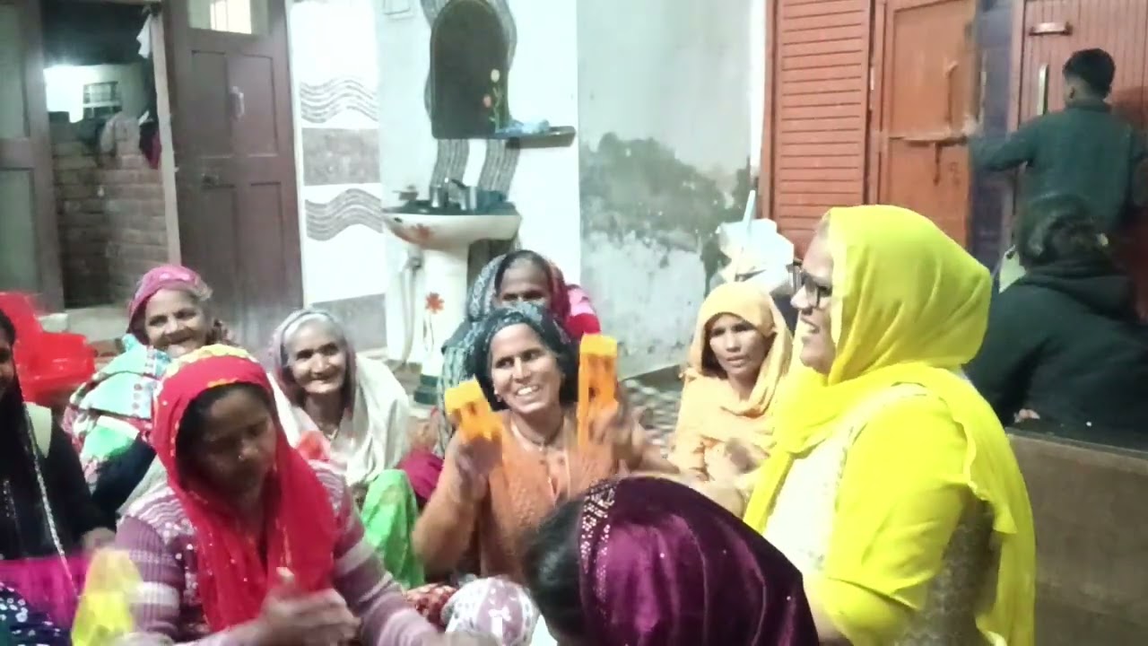 मारे होली खेलन आई हो हो कृष्ण गोपाल बहुत प्यारा  भजन लाइक शेयरकमेंट 🙏🏻🙏🏻🙏🏻🙏🏻🥰🎉🎊