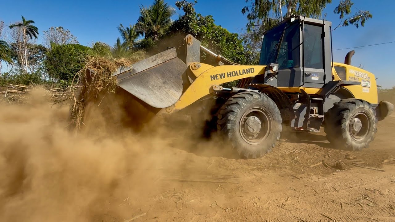 PÁ CARREGADEIRA,MOTONIVELADORAS E GALERA DAS PONTE‼️LIMPEZA DE ESTRADAS.#trabalho  #operator #motor 