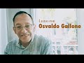 Osvaldo Gallone lee a Velmiro Ayala Gauna