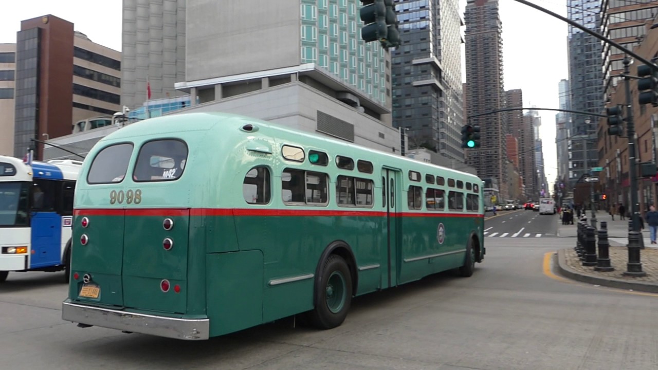 NYCTM Vintage Bus 1958 GMC Old Look M42 Hoilday Bus 9098 at 12th Ave