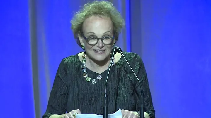 Rosanne Cash Presents the 2022 Marian MacDowell Arts Advocacy Award to Susan Unterberg
