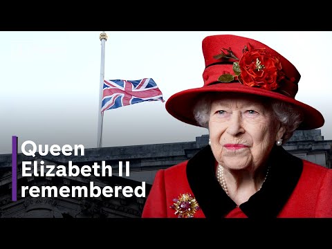 Queen Elizabeth II: Tributes paid to Queen as King Charles travels to London