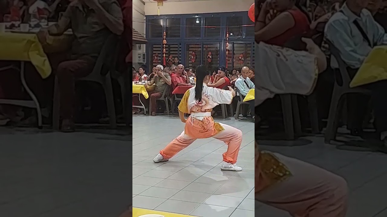Danse chinoise et Taïchi à la  réunion pour le nouvel an chinois 