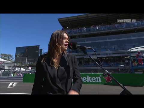 Italian anthem performed by Francesca Michielin (Formula 1 Italian GP 2017)