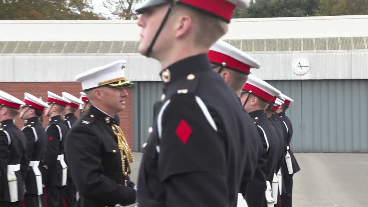 377-й отряд короля раздает королевским морским пехотинцам на CTCRM в четверг, 30 октября 2025 года.