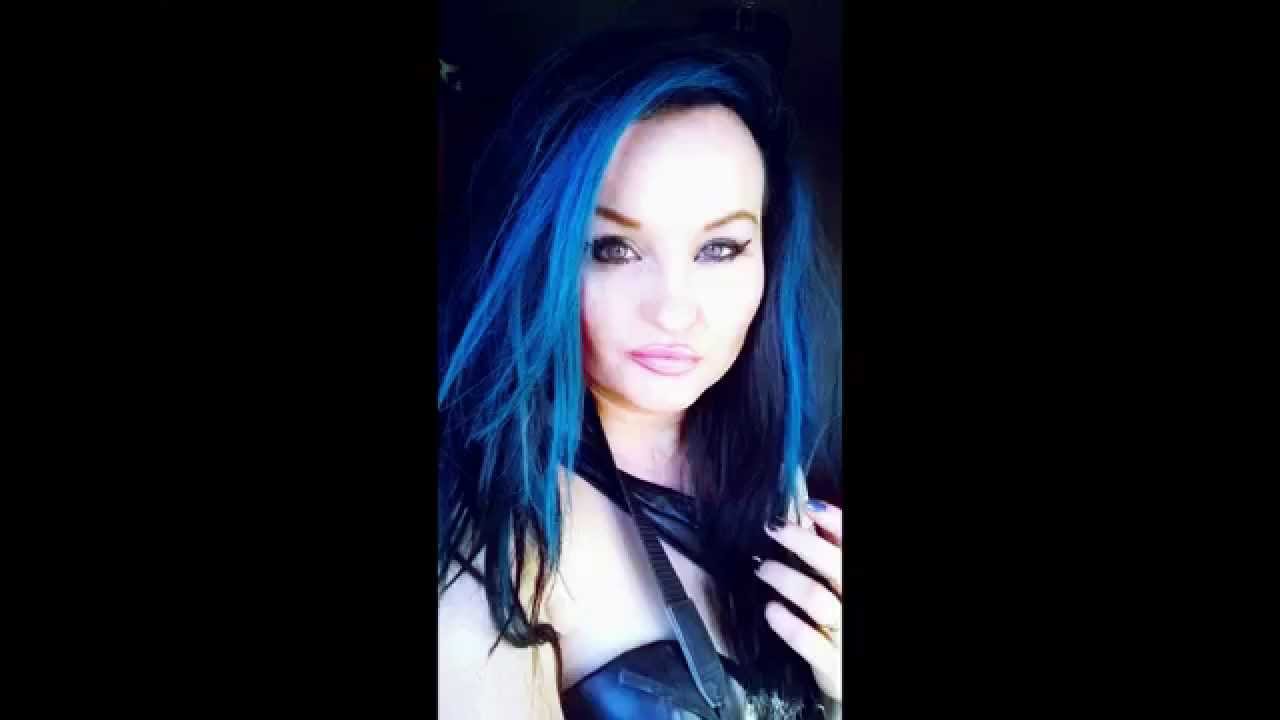 hot girl with electric blue hair