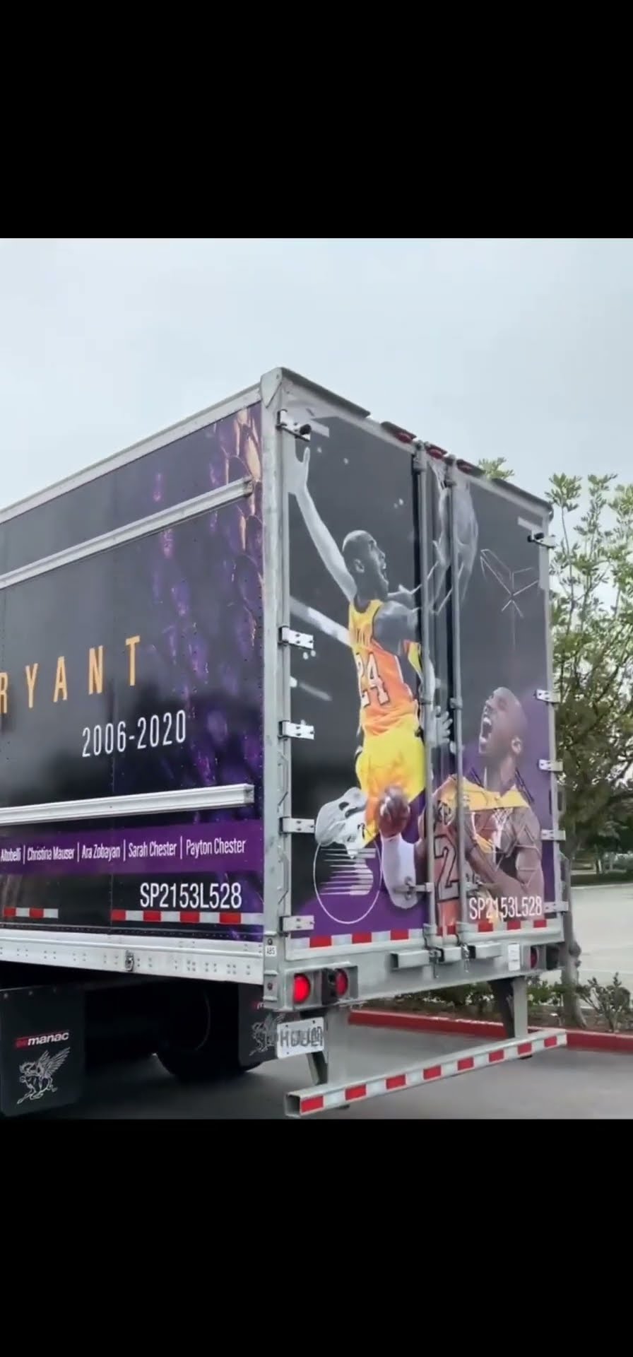 KOBE \u0026 GIGI SEMI TRUCK SPOTTED #nba #lakers #losangeles #hoops #mambamentality #kobebryant