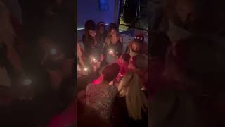 Petek Dinçöz, Kına Gecesi Yaptı.