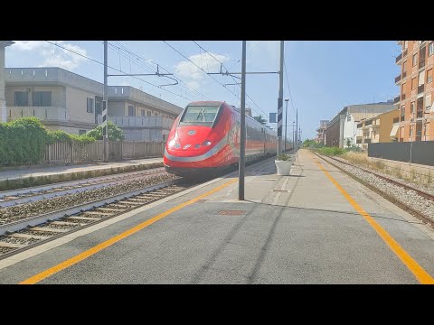 NUOVE LIVREA FRECCIAROSSA PER L'ETR 700 E L'ETR 500