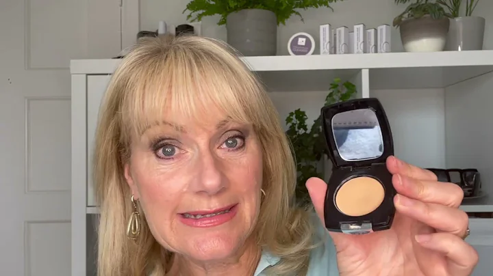 Say Goodbye to Under Eye Dark Circles - Simple Makeup Tips