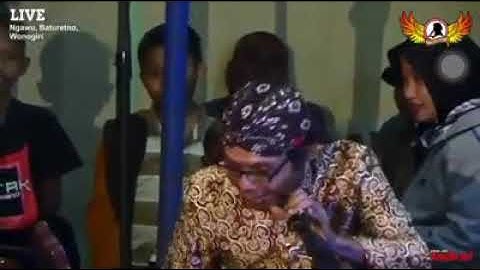 Sholikin membuat wanita cantik berhijab ini tertawa ngakak