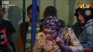 Sholikin membuat wanita cantik berhijab ini tertawa ngakak