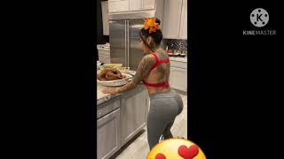 Brittanya Jumping with her big ass like crazy 😍😍