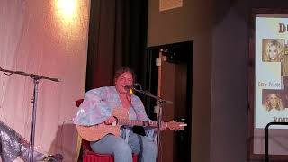 Molly Grace - "Woman's Intuition (Acoustic Version)"