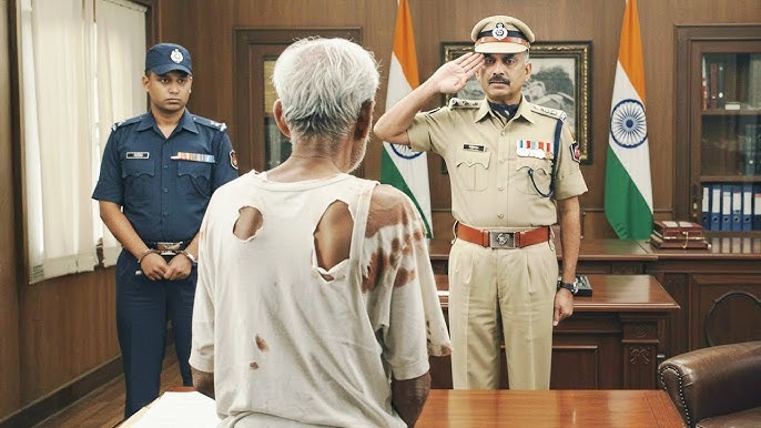 SDM साहब भिखारी बनकर आधी रात पुलिस चौकी गए,पुलिस वालो ने मारपीट 😡 Shocking Reality !
