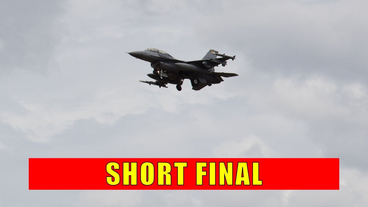 F16 Diving For Landing 😎