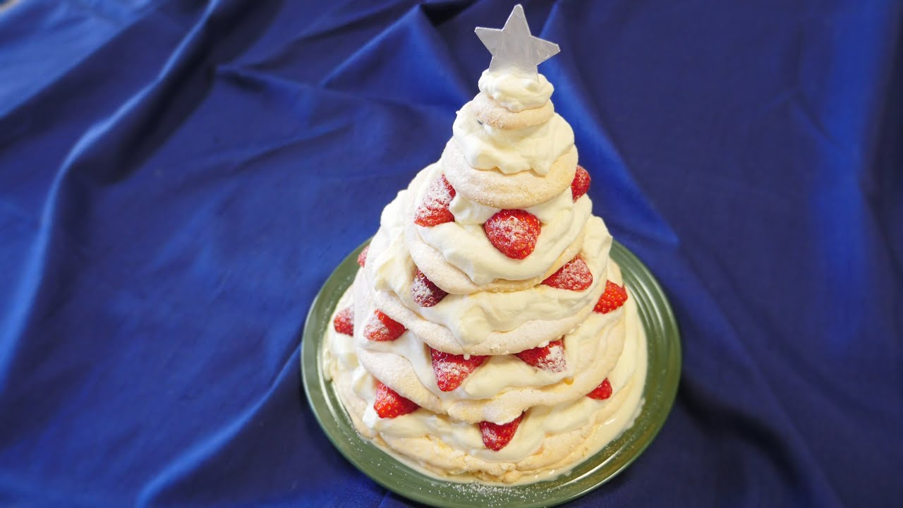 Pavlova Christmas tree cake 檸檬で爽やか パブロバ・クリスマスツリー・ケーキ