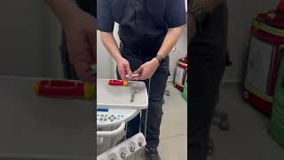 Replacing a 3 in 1 syringe by the SSDGroup