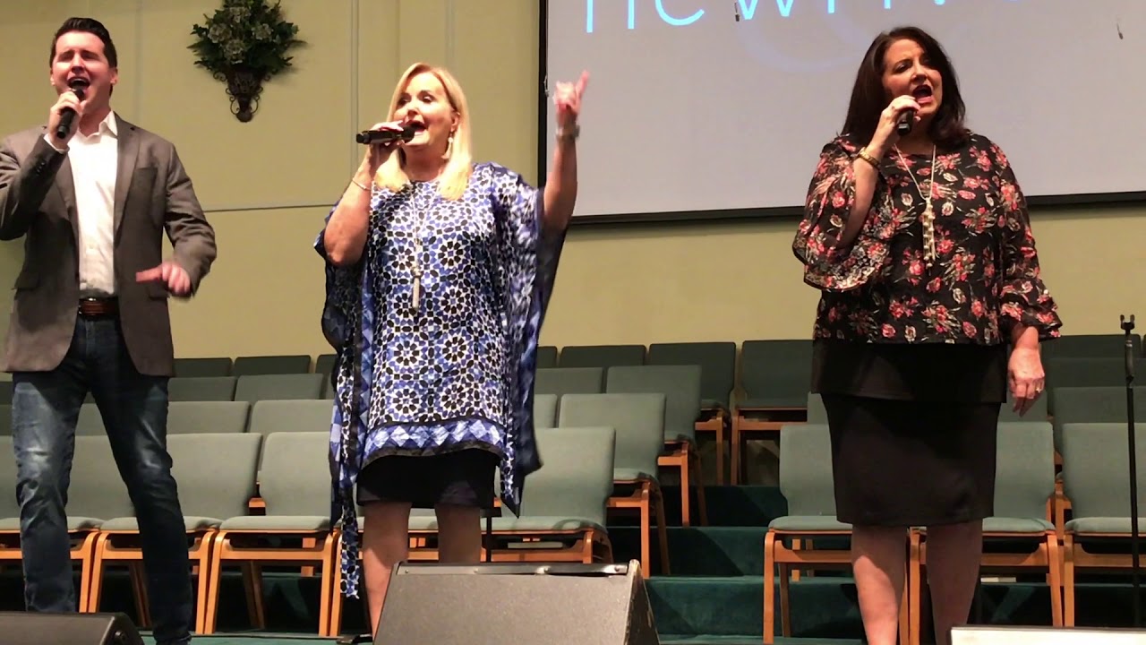 Karen Peck & New River GOTTA BE SAVED Chords Chordify