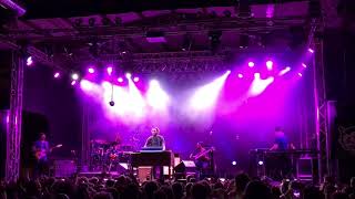 Cory Henry & The Funk Apostles – Stayin' Alive