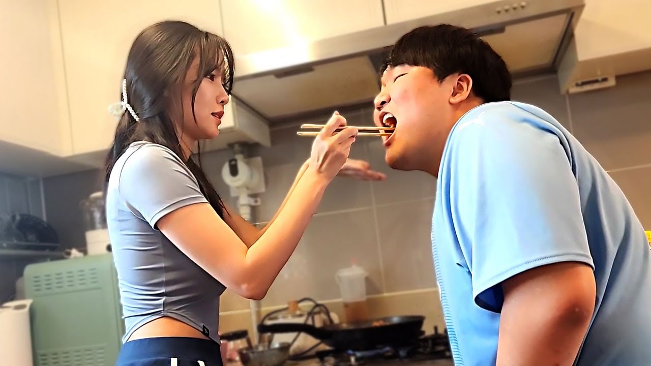 누나집 방문했는데 제육볶음해주셨습니다!! [ Mukbang ] - YouTube