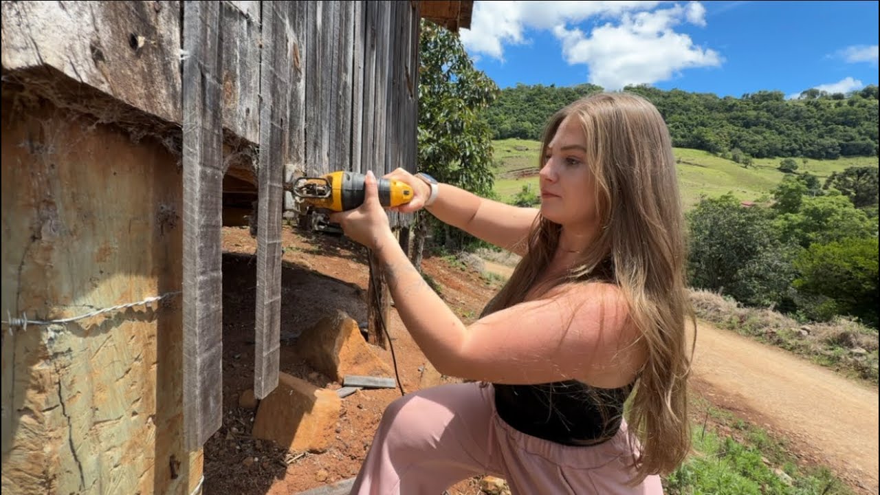 TROCOU A CIDADE PELA ROÇA - REFORMA NO RANCHO - VIDA SIMPLES E FELIZ  #roça #chacara