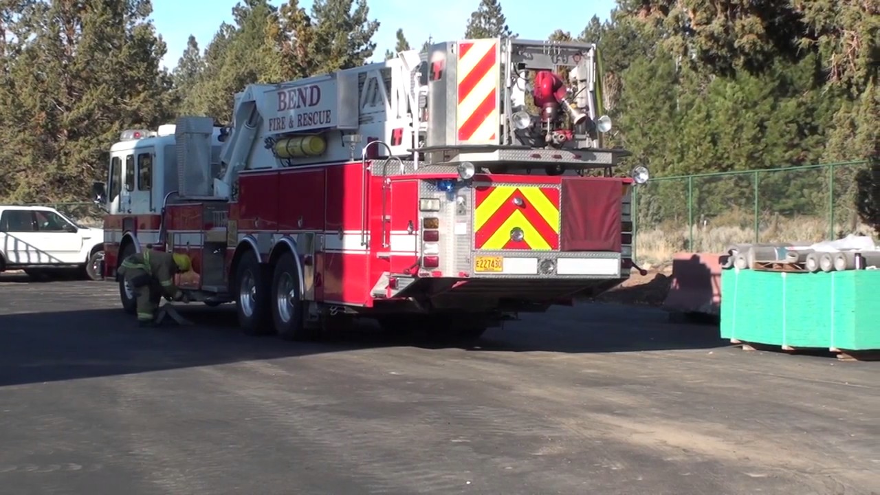 Ladders 3 FF 35' Extension High Shoulder Flat Carry (Truck) YouTube