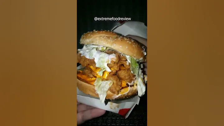 KFC Mighty Zinger Burger #kfc #food #burger #shorts #extremefoodreview