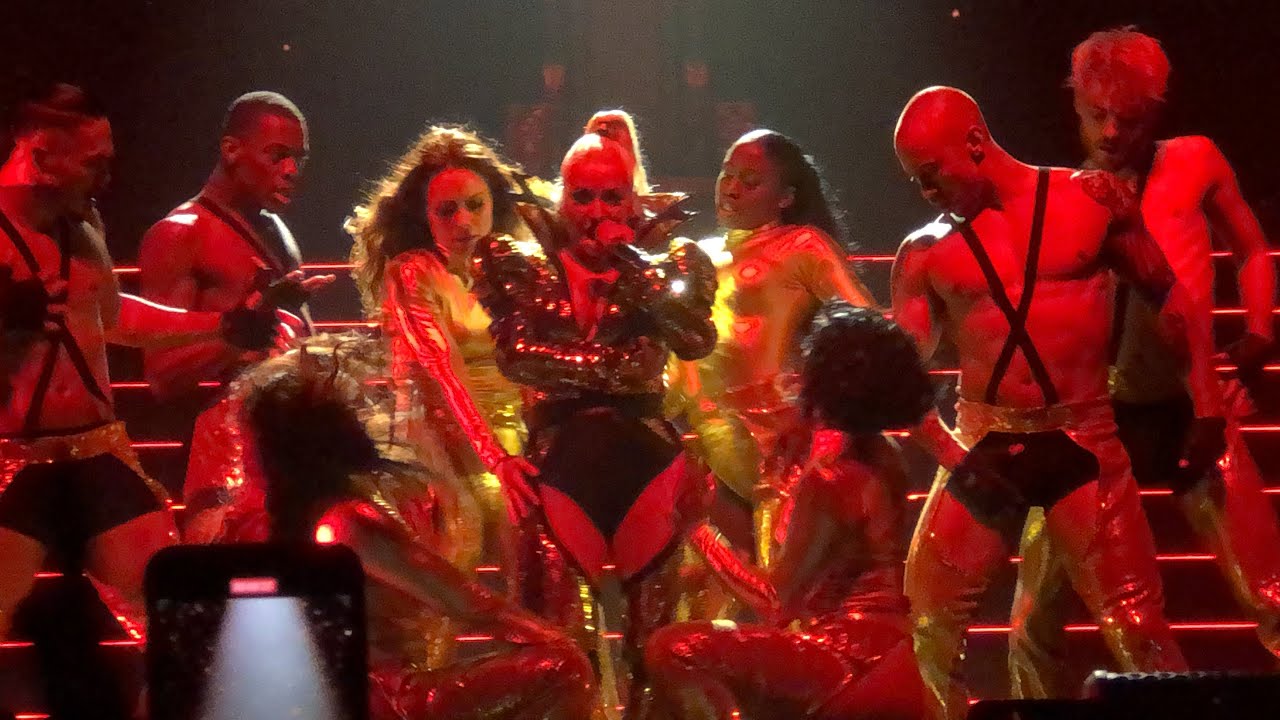 DIRRTY Live - London Wembley SSE Arena - Christina Aguilera - The X Tour