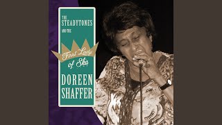 Video voorbeeld van "Doreen Shaffer & The Steadytones - Smile"