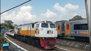 Download lagu ka fajar utama solo persiapan masuk stasiun purwokerto