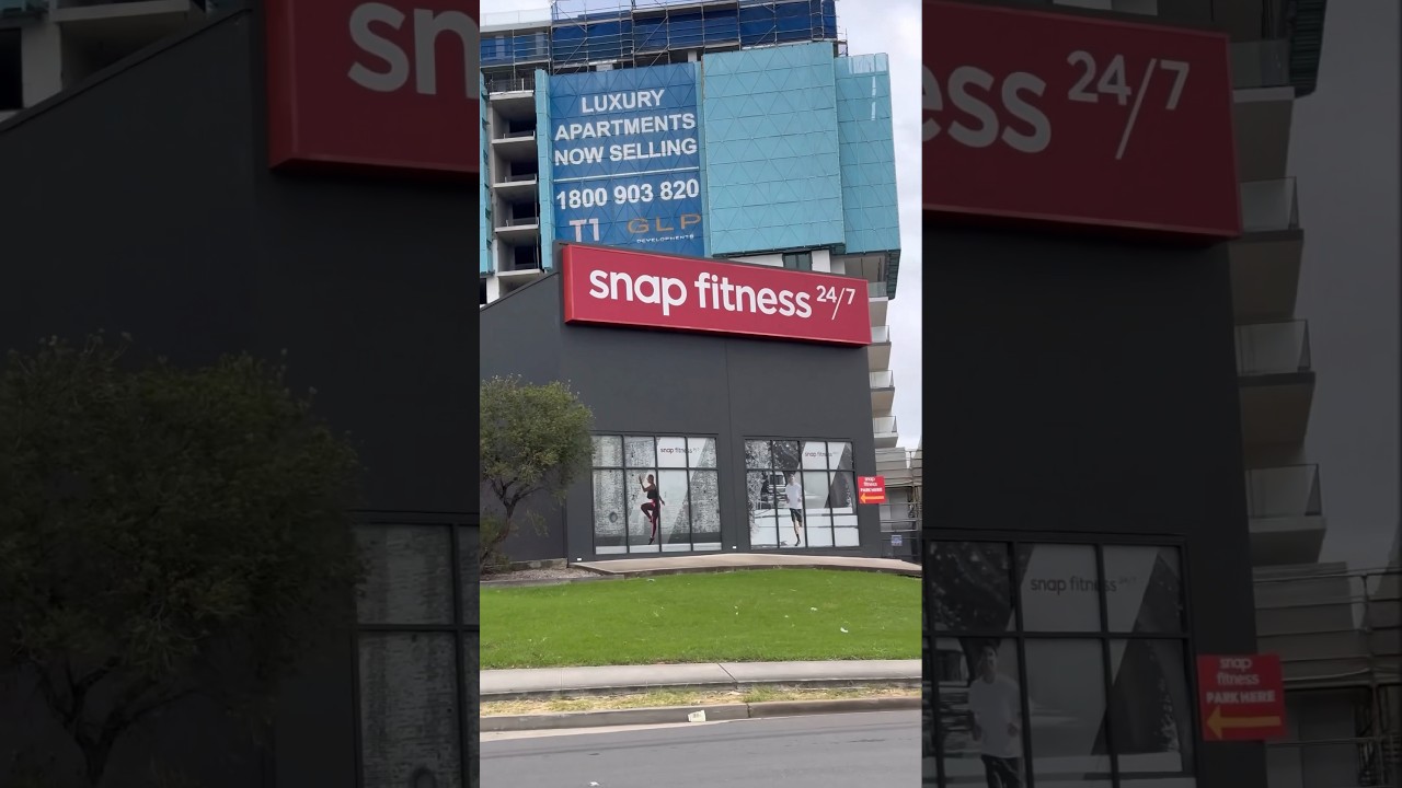 24/7 you can workout in this ? SNAP FITNESS MOUNT DRUITT #workout #globaldesiali #worldgym