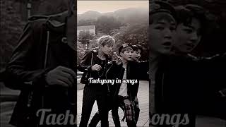 Taehyung in reality vs songs 😉the way he looking at her is so funny 🤣😂#shorts #bts #1k #1m #btsv