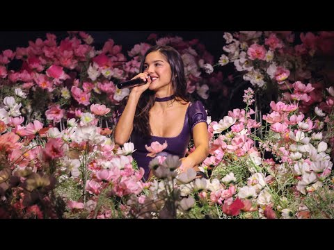 Olivia Rodrigo - what’s wrong with me (Live at The Unraveled Tour)