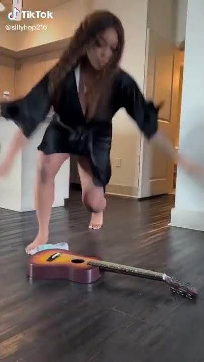 When A Girl Got Roast Beef 😂😂😂