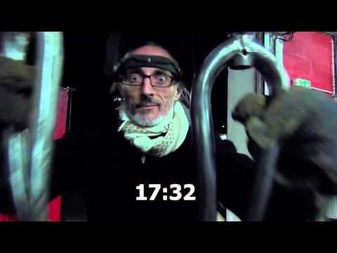 Performance Art récup, Monter une sculpture en 25 mn. La maison du vélo 14000 Caen 5/12/2015
