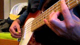 Video thumbnail of "twinkle twinkle little star bass guitar"