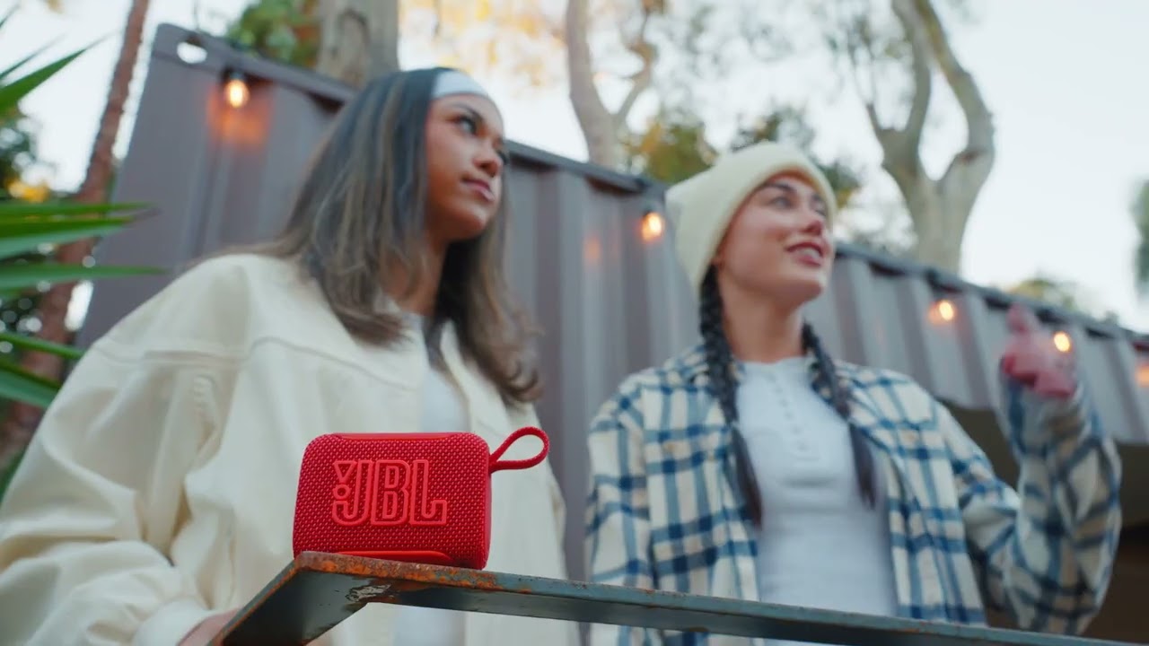 JBL Go 5 | Portable speaker with Auracast and ambient lighting