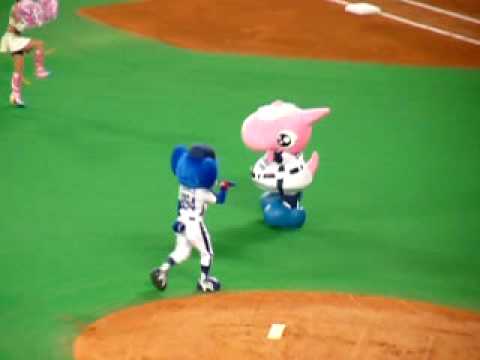 090505 広島戦 チアドラ ドアラ シャオロン パオロン オープニングダンス♪