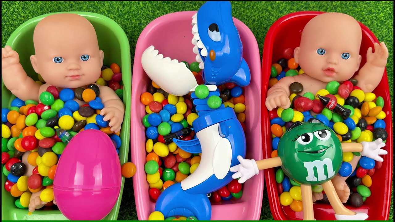 Colorful M&M Candy ASMR | Satisfying Bath Compilation 🛁