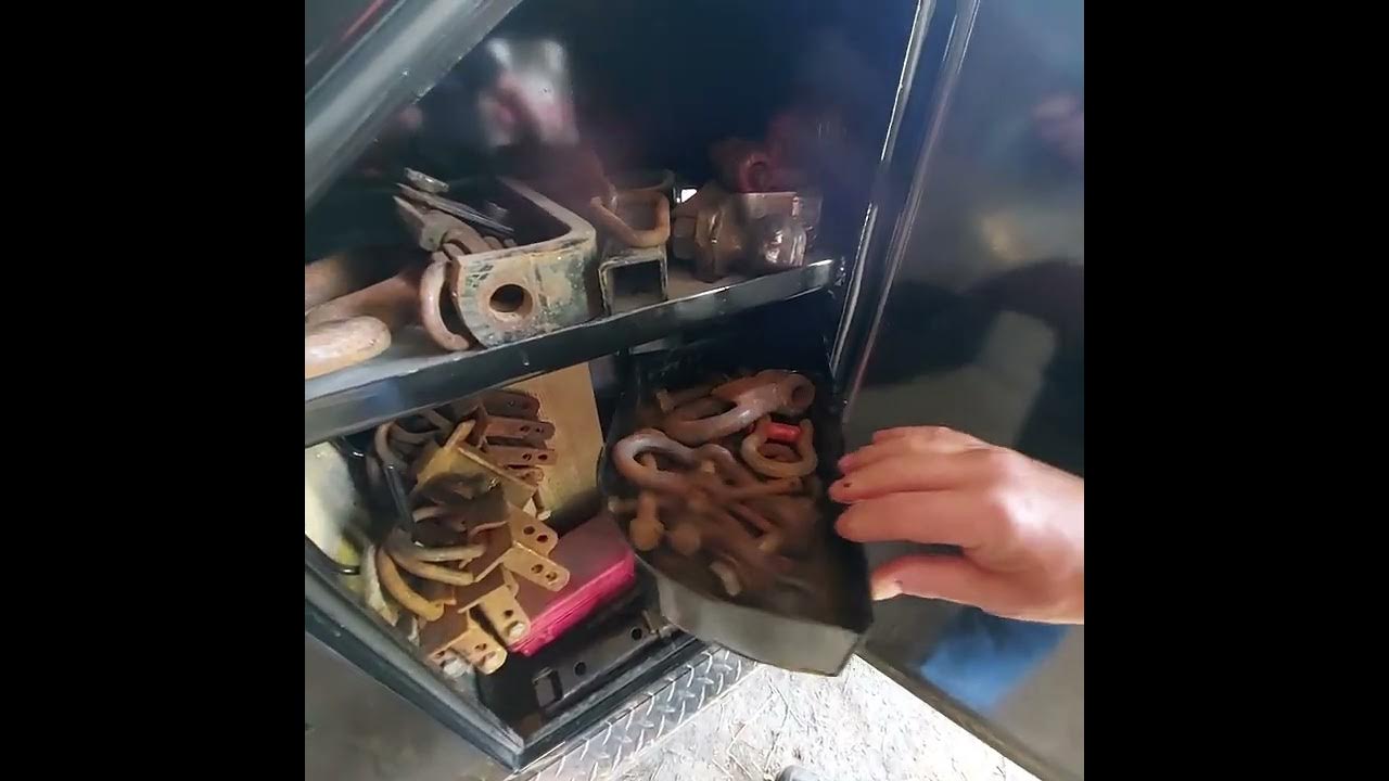 J&I Manufacturing (Madill, OK) Foreman truck bed review YouTube