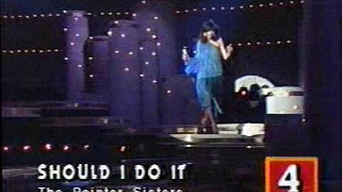 Marilyn McCoo sings "Should I Do It" on SOLID GOLD...
