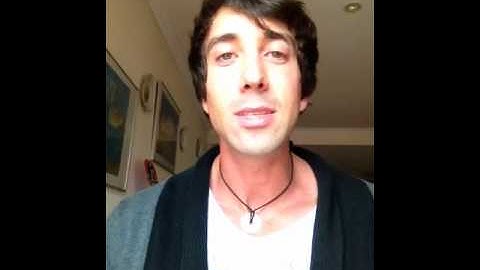 Difference between vulnerability and weakness