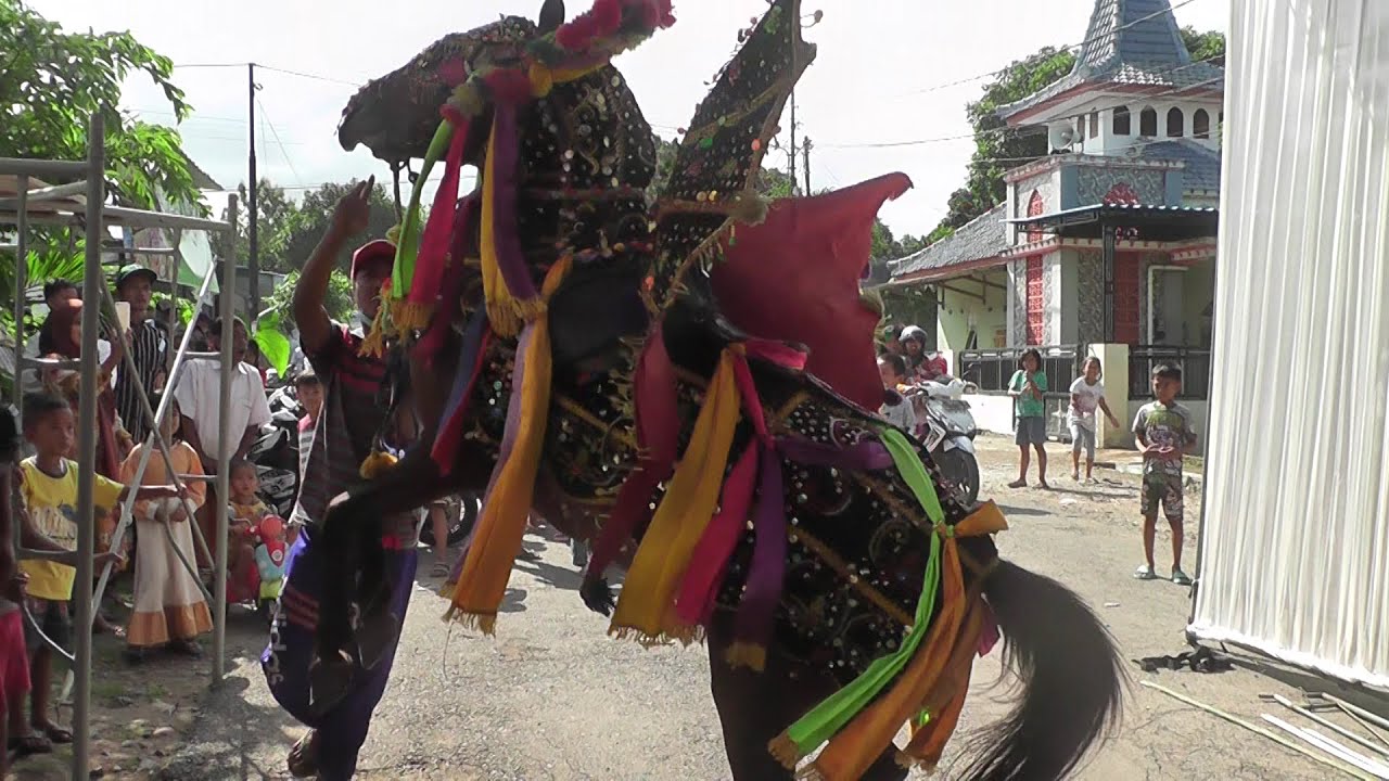 JARAN KENCAK - ARAK ARAKAN KABAT