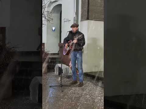 Роман Семенов. Ялтинский Розенбаум в Москве на Кузнецком Мосту. Покажите мне Москву. 2023