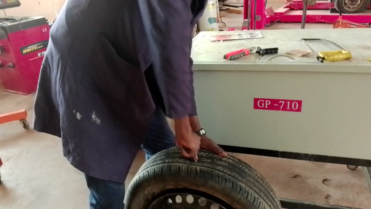 HOW TO REPAIR A TUBELESS TIRE YouTube