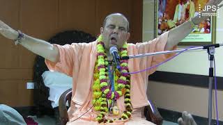 20091023 H.H.Jayapataka Swami  Maharaja gave a Live Broadcast Q&A session in Hyderbad.
