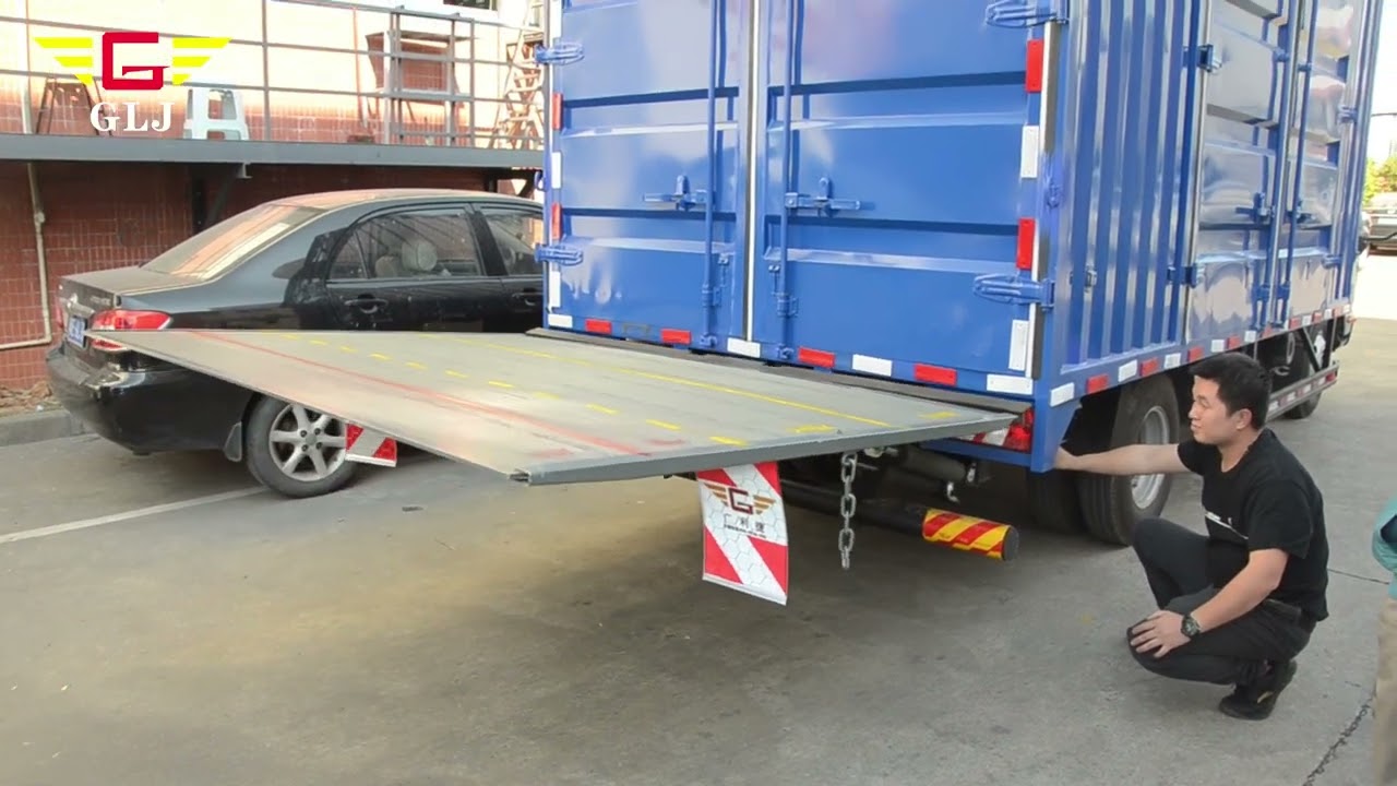 Heavy-Duty Liftgate for Trucks | Efficient Loading & Unloading.