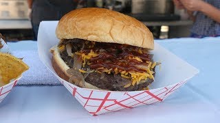 Burger Fest Returns to Chicago's Roscoe Village