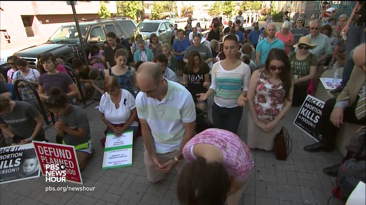 Planned Parenthood funding fight fires up the campaign trail